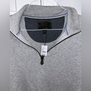 Men’s NWT Jos a. Bank Reserve pullover sweater.